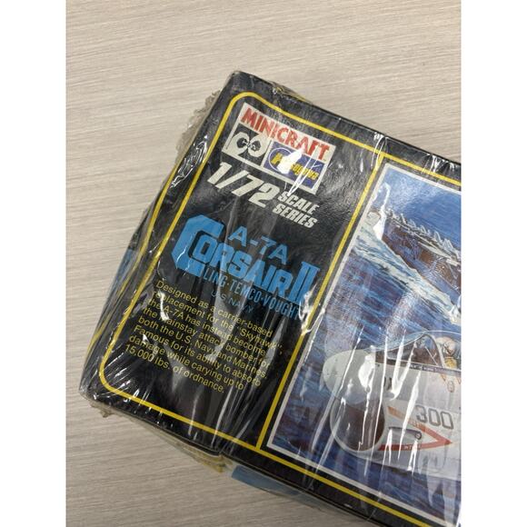 Hasegawa 1/72 A-7A Corsair II Vintage Model Kit Minicraft CV JD NEW - Picture 4 of 5